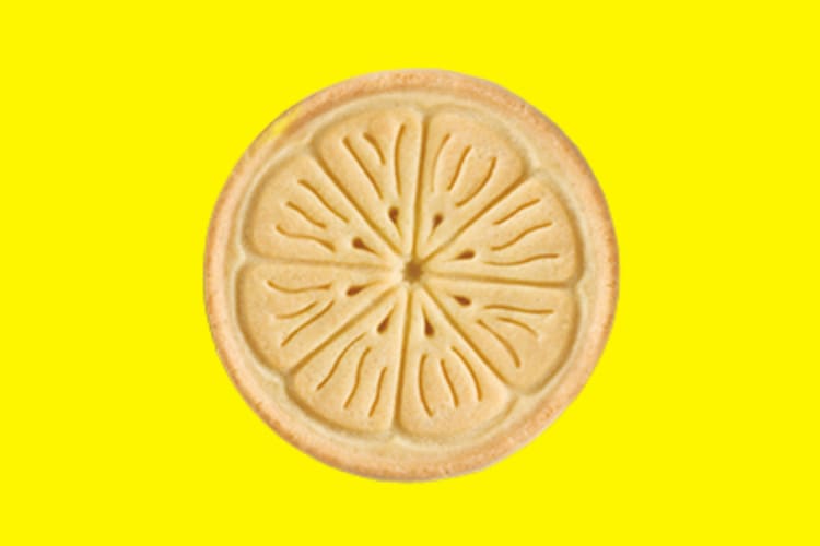 A shortbread cookie resembling a lemon slice