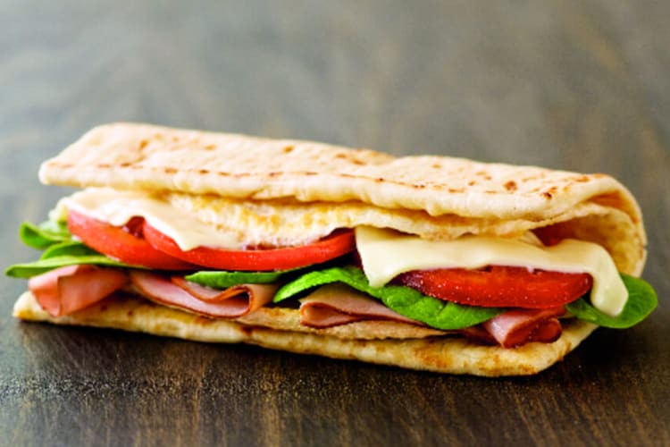 Flatbread is one of the healthiest breads at Subway
