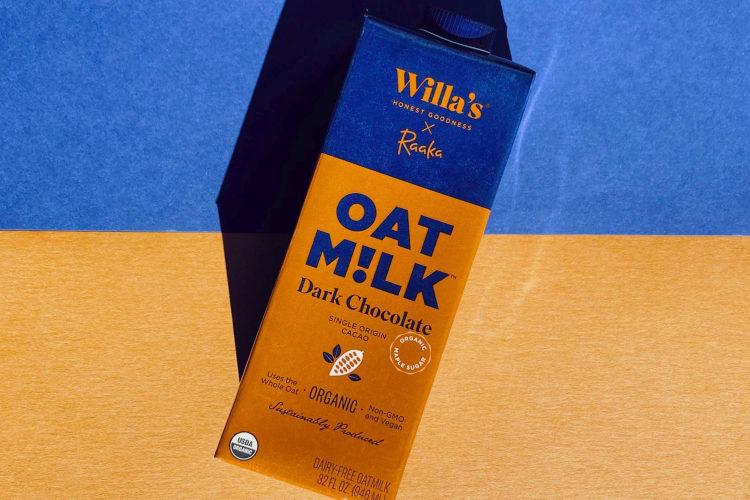 Willa's Organic Chocolate Oat Milk is one of the healthiest oat milks