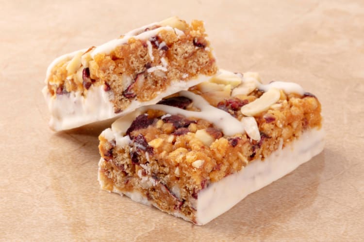 Protein bars are a top pick among healthy gas station snacks
