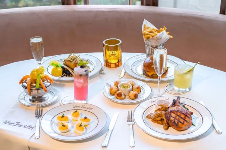 The Tower Bar is a stylsih hotel restaurant in Los Angeles