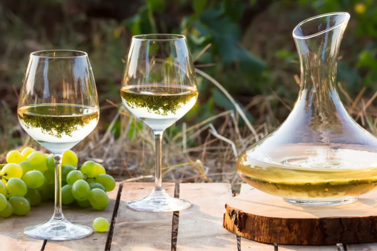 Oxidation affects how long wine is good for after opening