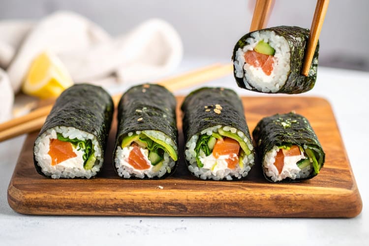 Sushi is healthy due to fish and vegetable ingredients