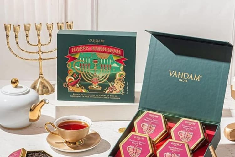 Tea Hanukkah gift set 