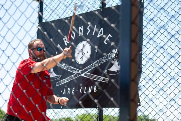 axe throwing des moines