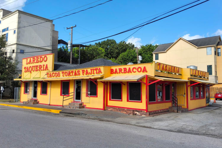 laredo taqueria