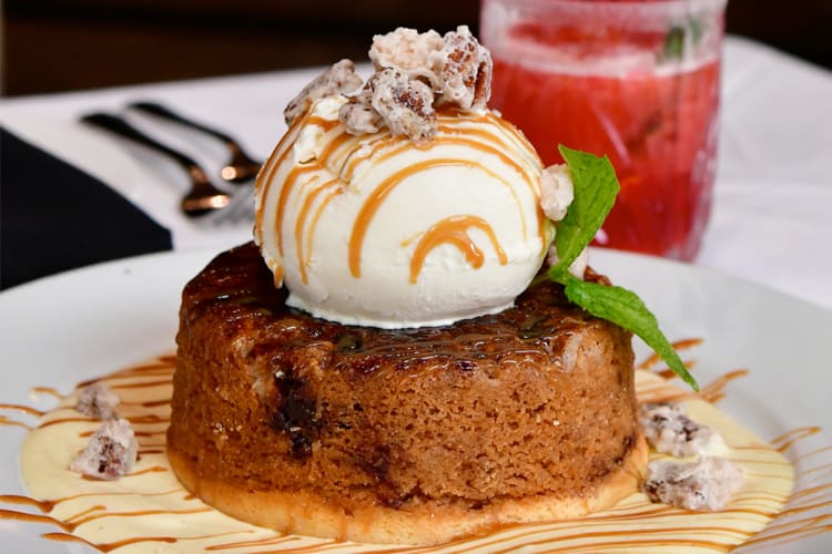 Mastro's Ocean Club is a fun Las Vegas restaurant open on Christmas Day