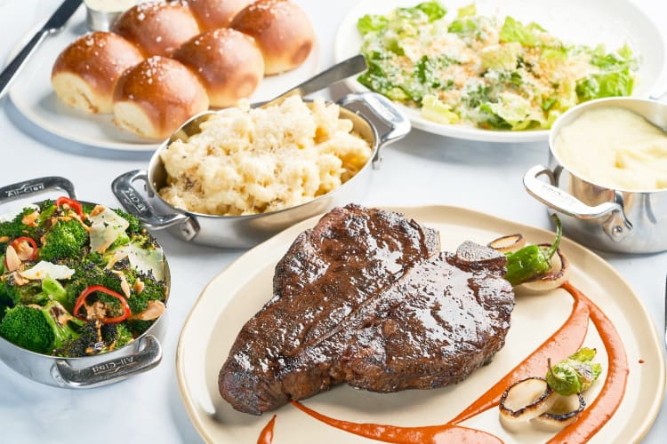 Bourbon Steak is a top Los Angeles restaurant open on Thanksgiving