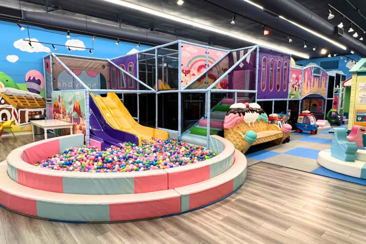 Going to World of Candyland is one of the top things to do with family in Los Angeles