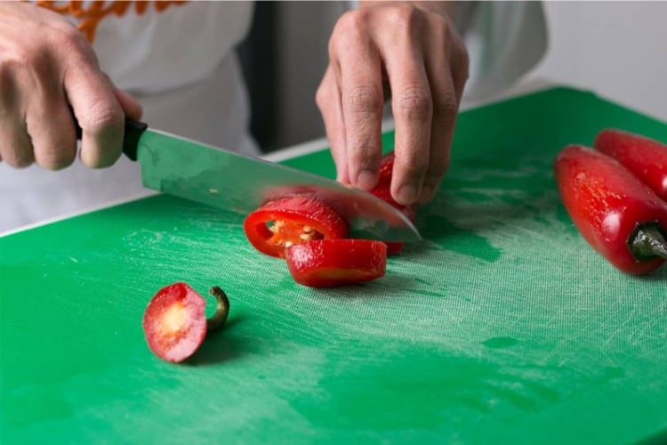 Take a cooking class to discover how to cook swicy foods 