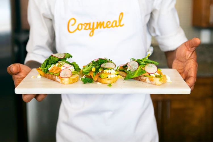 You can learn new lunch food ideas in a cooking class