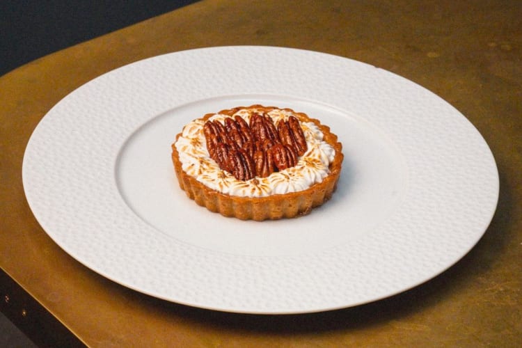 Le Basque is a plant-based NYC restaurant open on Thanksgiving