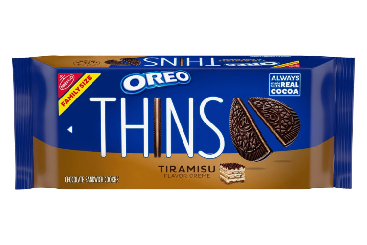 A packet of Oreo Thins in Tiramisu flavor