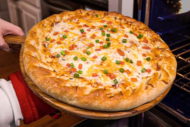 Papa Murphy's is a pizza chain with 