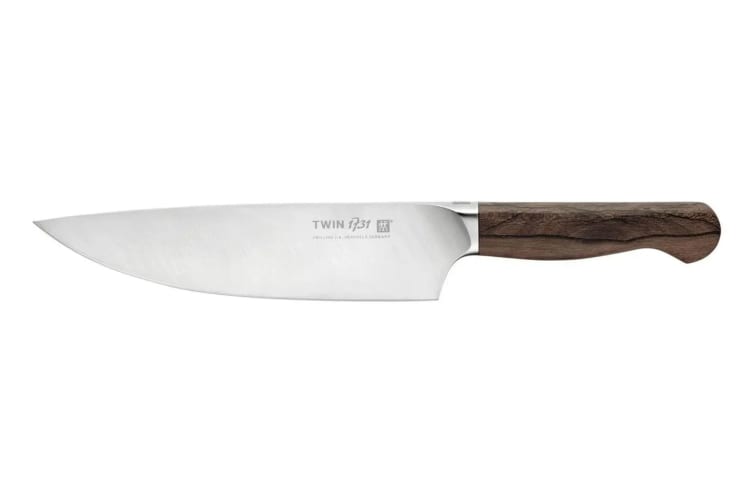 FAQ: Which are the better kitchen knives -- German or Japanese