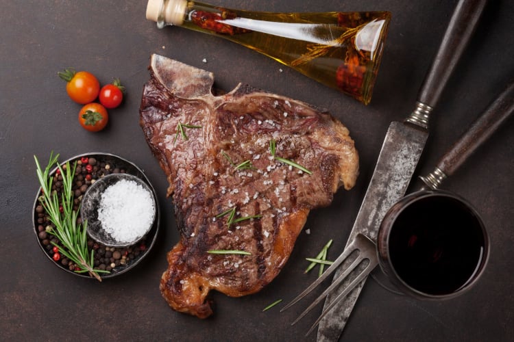 Porterhouse vs. T-Bone, Which Is Better?