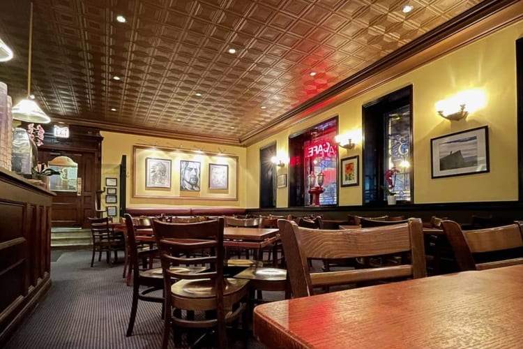 interior of 3rd Coast Cafe