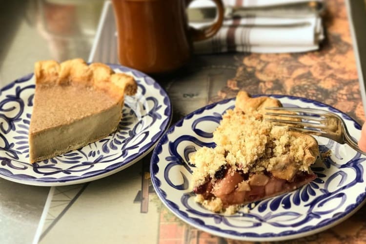 Dove's Luncheonette is one of the best diners in Chicago.