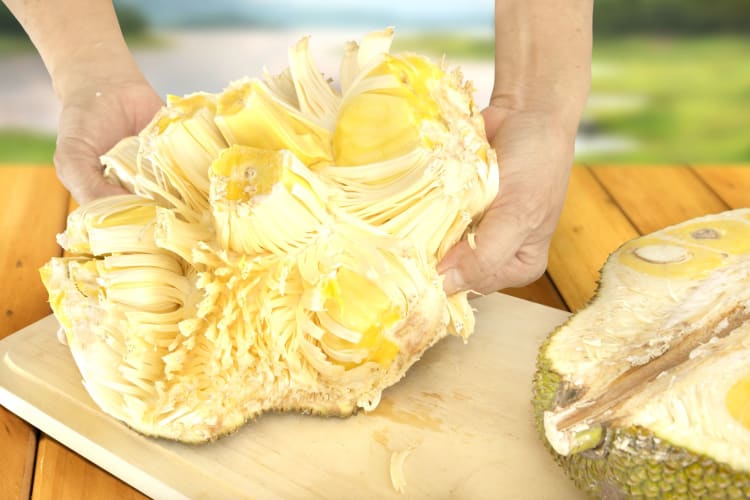 jackfruit being cut