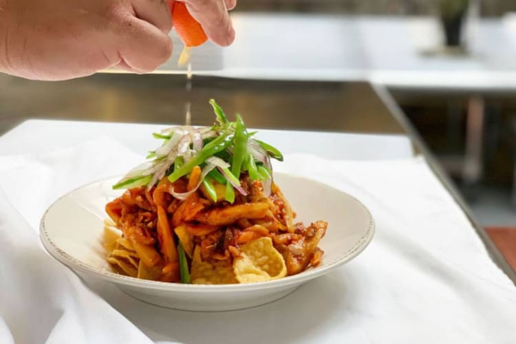 Cooking classes can teach you to create delicious jackfruit recipes.