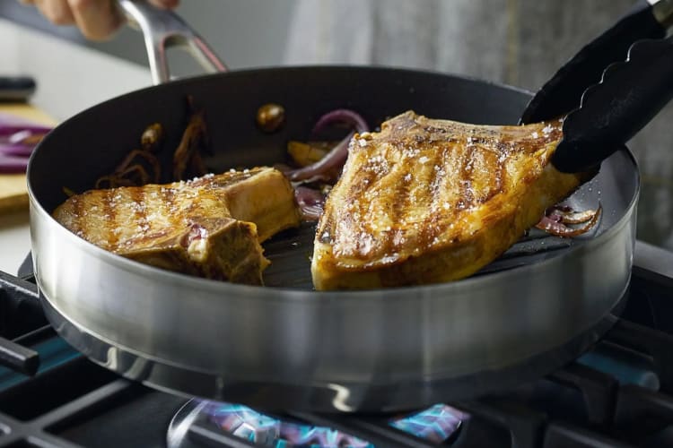 Best Pan for Steak, Best Pans to Cook Steak in 2024