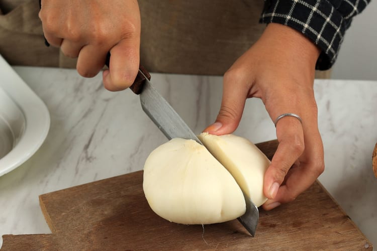 slicing jicama