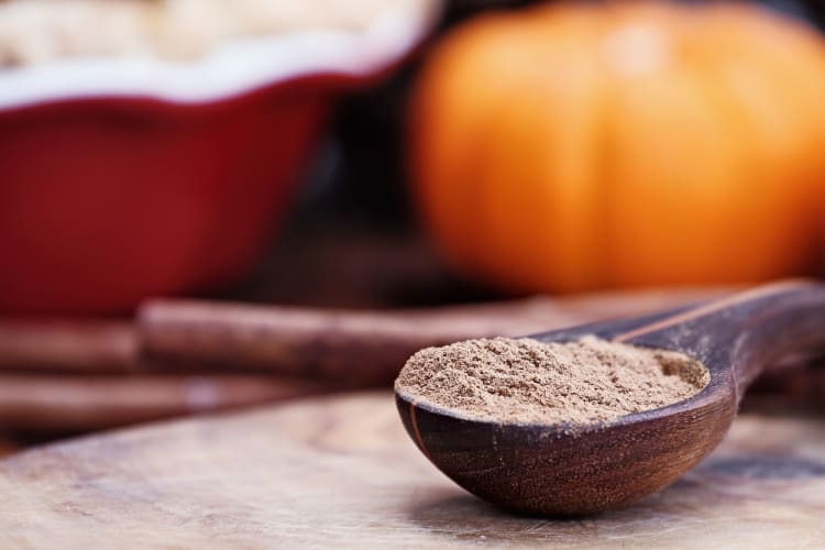 Pumpkin pie spice is a suitable cloves substitute.