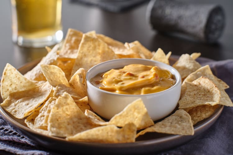 chips and cheese dip