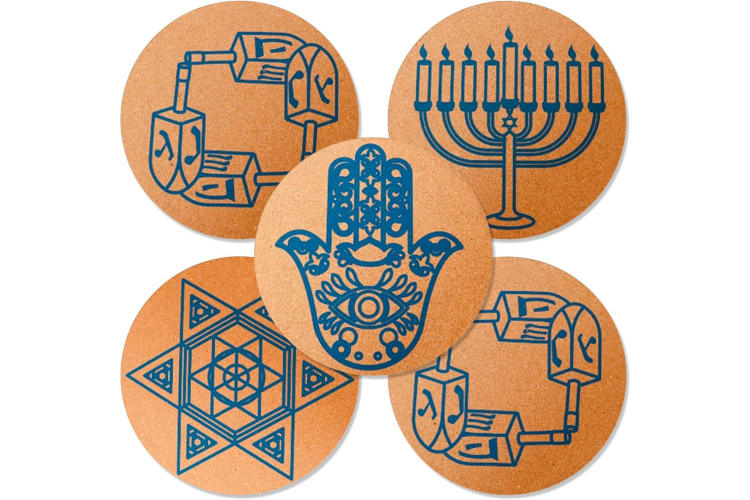 A trivet set is a great traditional Hanukkah gift.