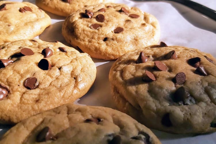 Chocolate chip cookies make a fun Thanksgiving dessert.