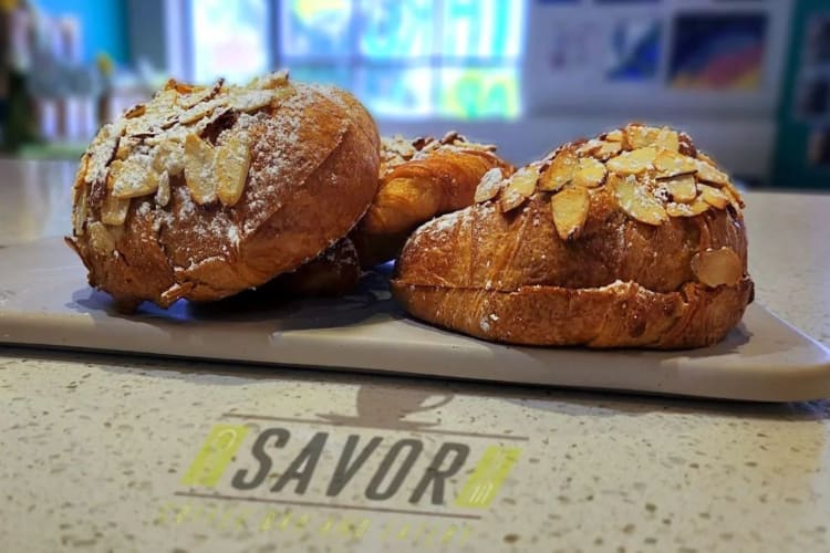 almond croissants