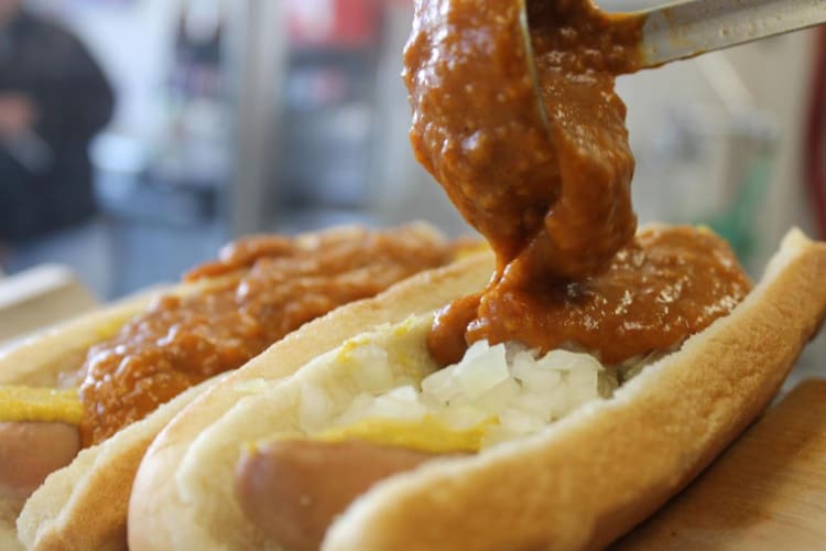 chili cheese dog