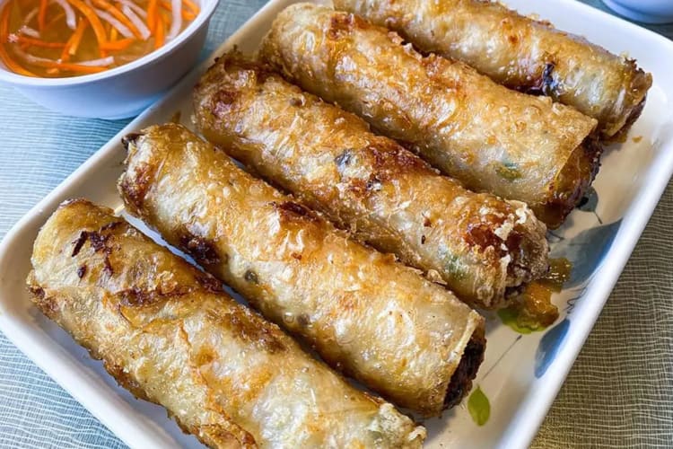 fried egg rolls