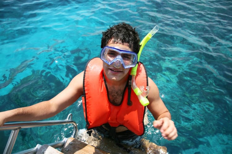 Snorkeling is a perfect birthday idea in Miami.