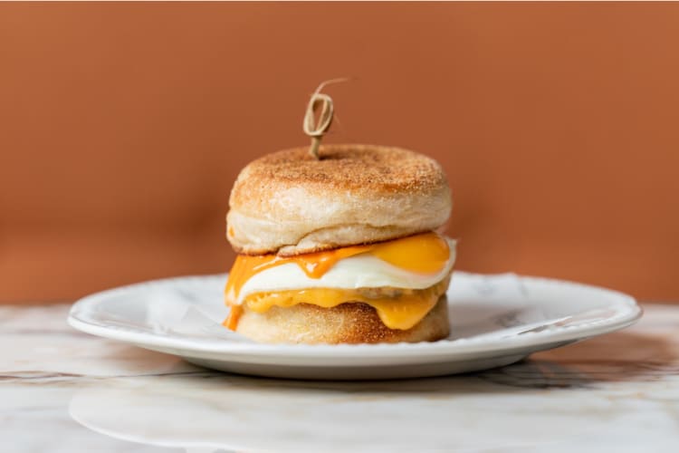 an egg muffin sandwich