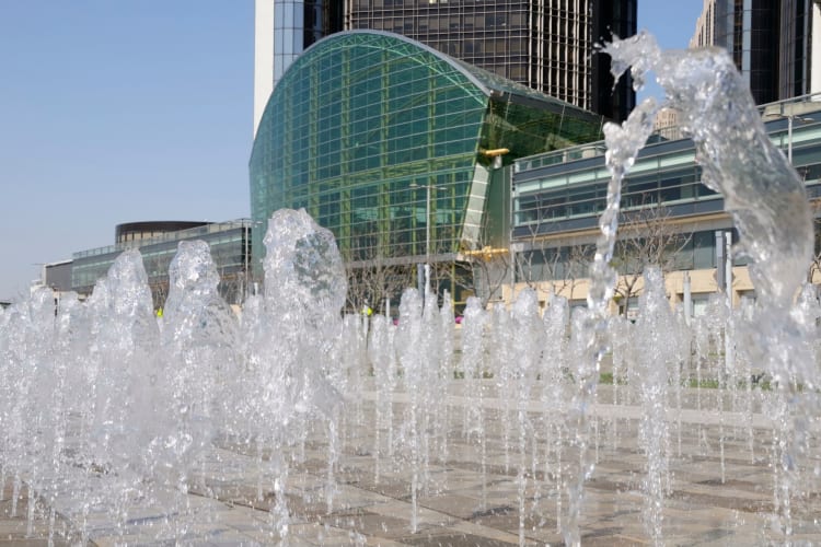 fountains at Detroit Riverwalk