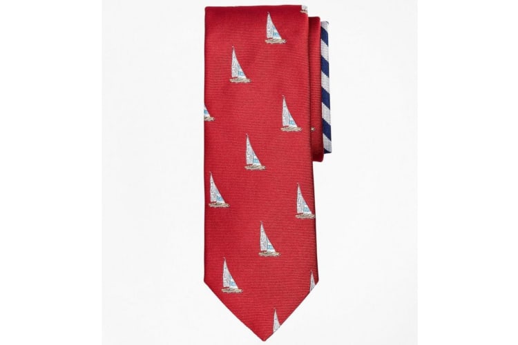 A themed necktie is a great best man gift.