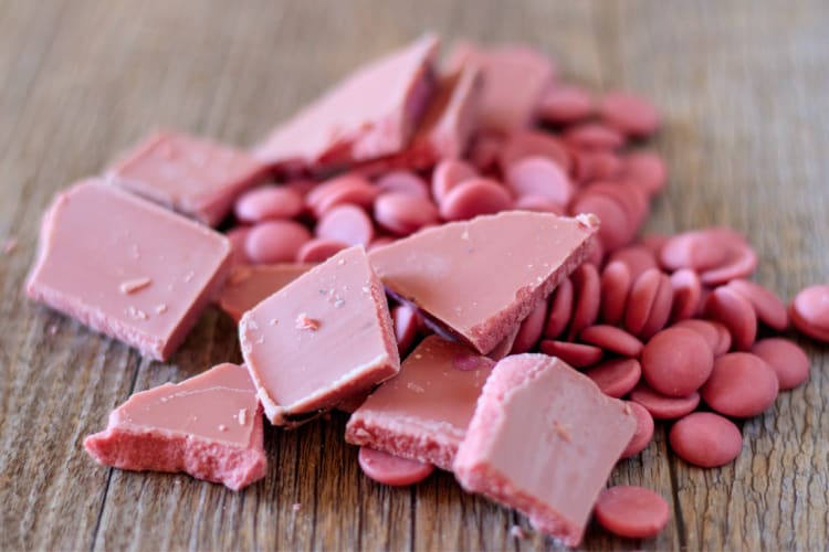 Ruby chocolate bars and ruby chocolate chips