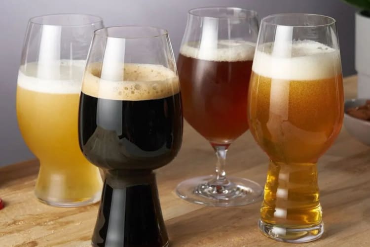 A beer tasting kit is a great Seattle gift for craft beer lovers