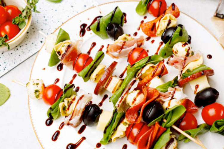 Antipasto skewers are tasty party snacks
