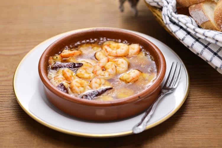 A dish of garlic shrimp