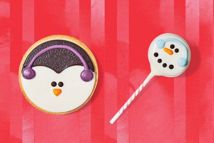The Starbucks holiday menu has new cookies