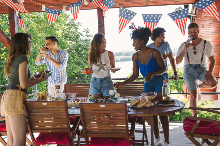 People at a 4th of July party