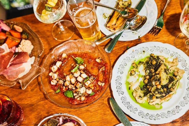 Head to Testun for a vibrant, lively eating venue in Perth