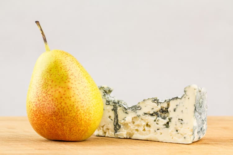 This Thanksgiving appetizer pairs the flavors of blue cheese and pear, with delicious results.