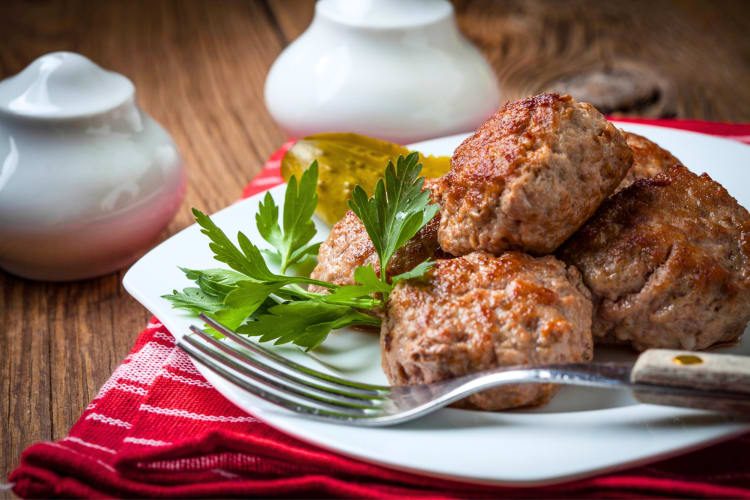 Köfte Turkish meatballs on a plate