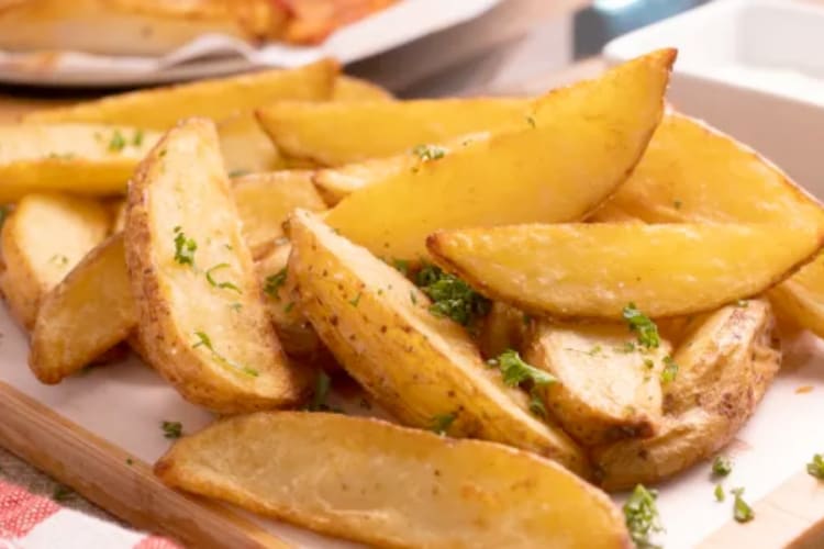 Air fryer potato wedges with herbs