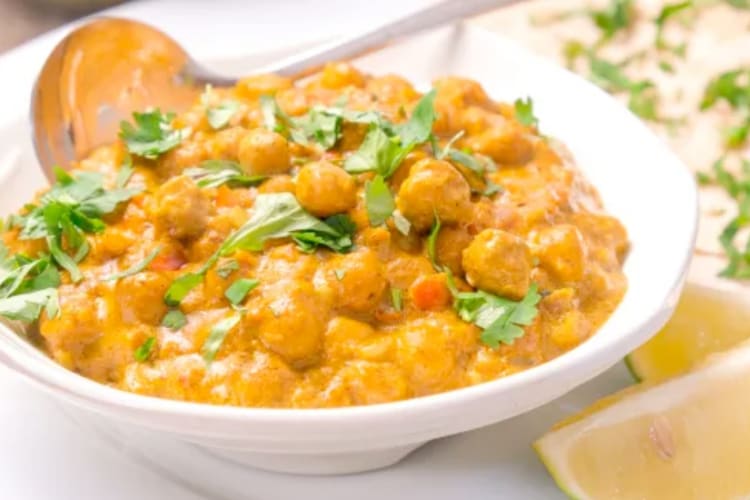 Chickpea curry is a flavorful vegan passover food
