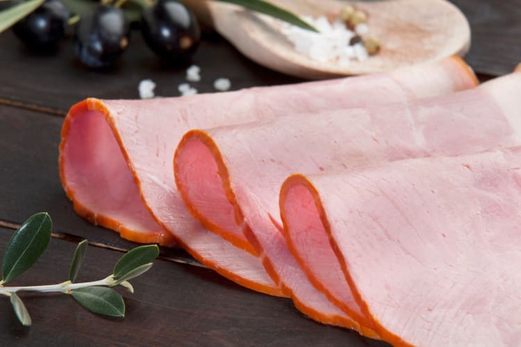 What is uncured ham and how does it differ to cured ham?