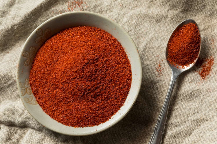 Paprika is a flavorful white pepper substitute